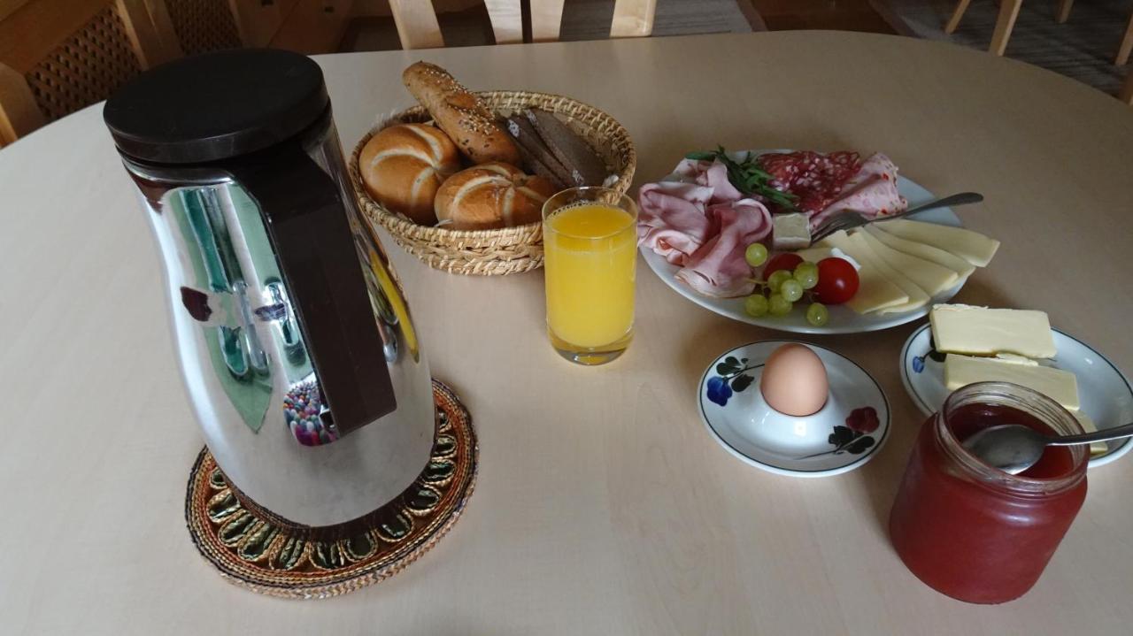 Ferienhaus Enzi Weissbriach Luaran gambar