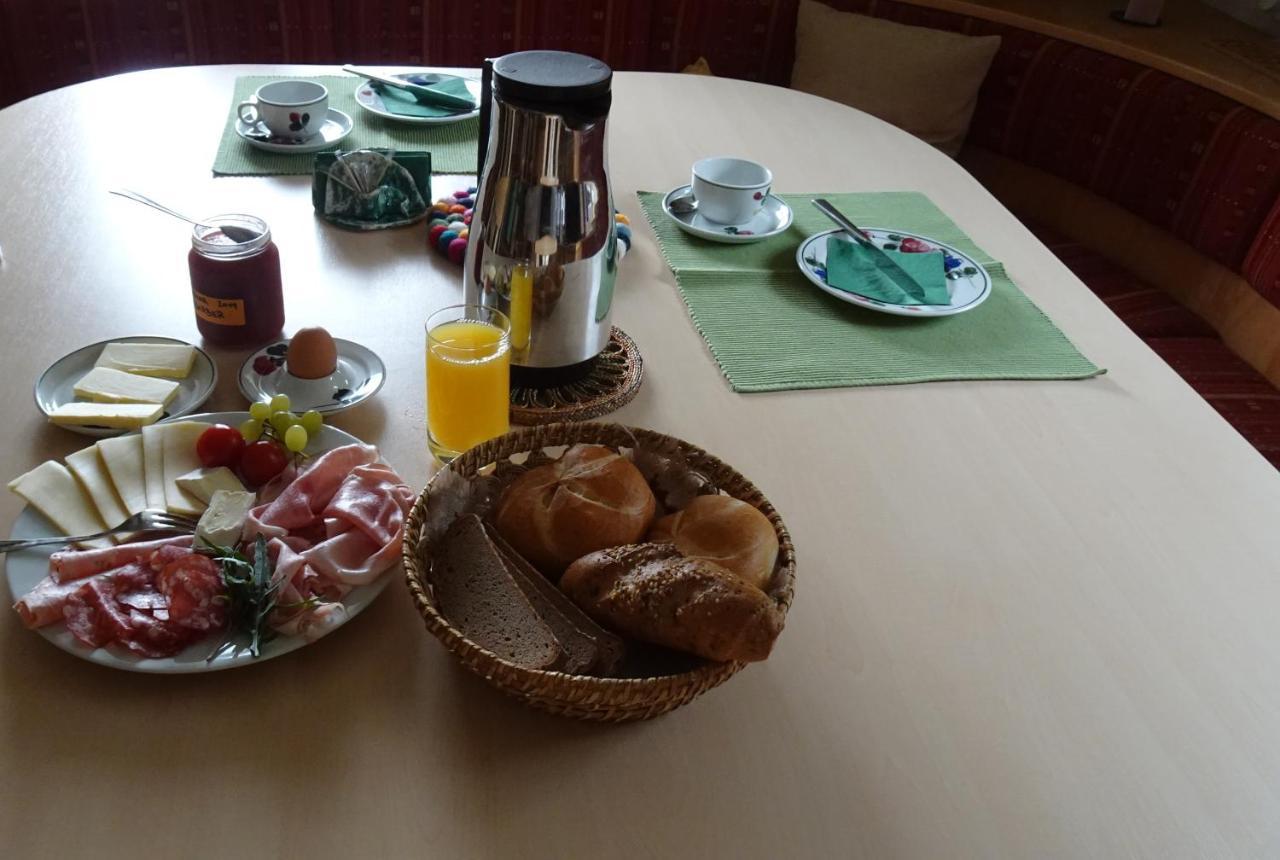 Ferienhaus Enzi Weissbriach Luaran gambar