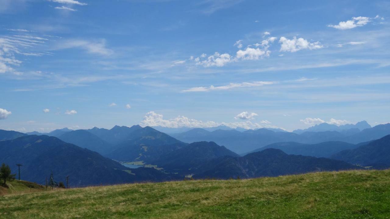 Ferienhaus Enzi Weissbriach Luaran gambar